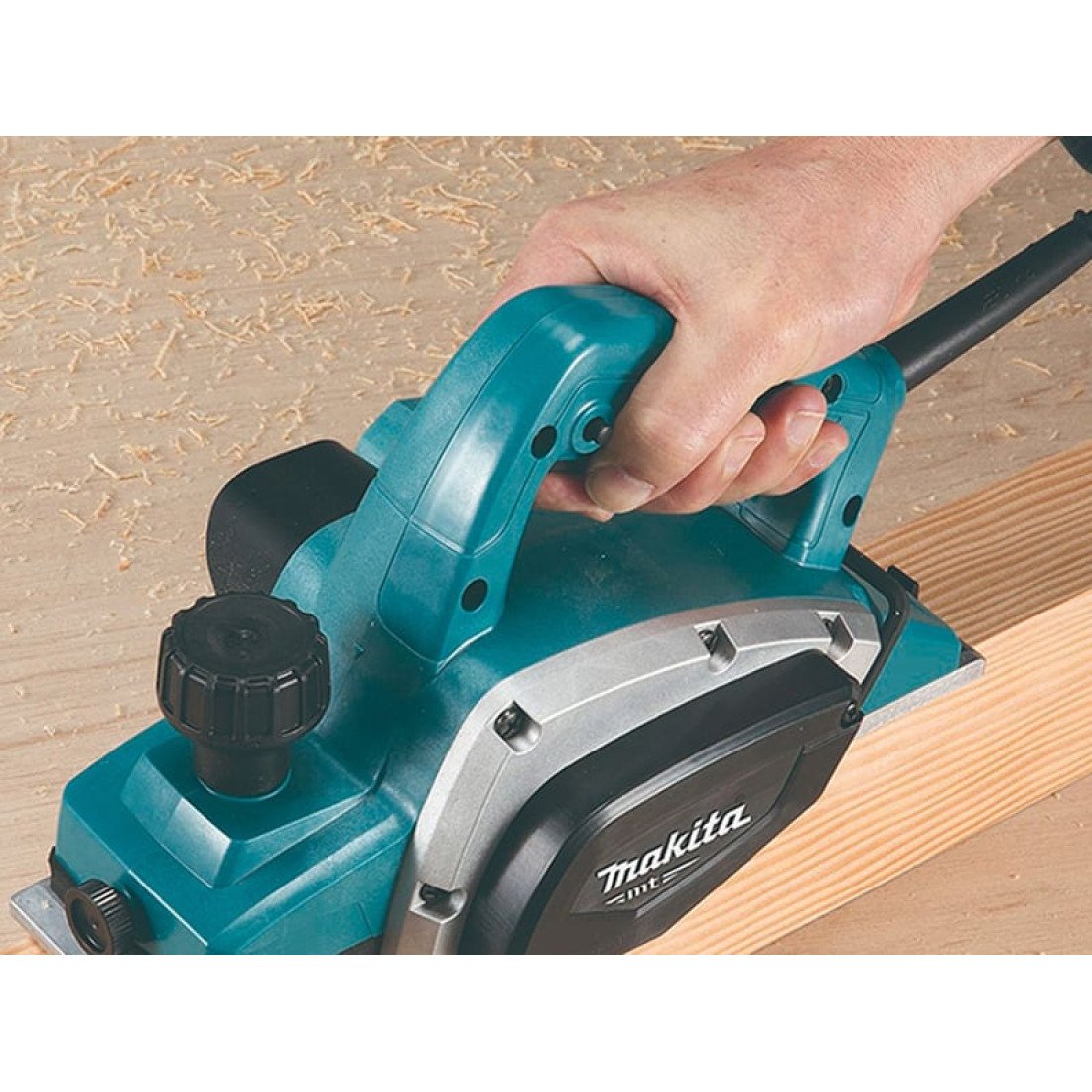 Cho thuê máy bào gỗ cầm tay tại Hà Nội-thuê dụng cụ cầm tay