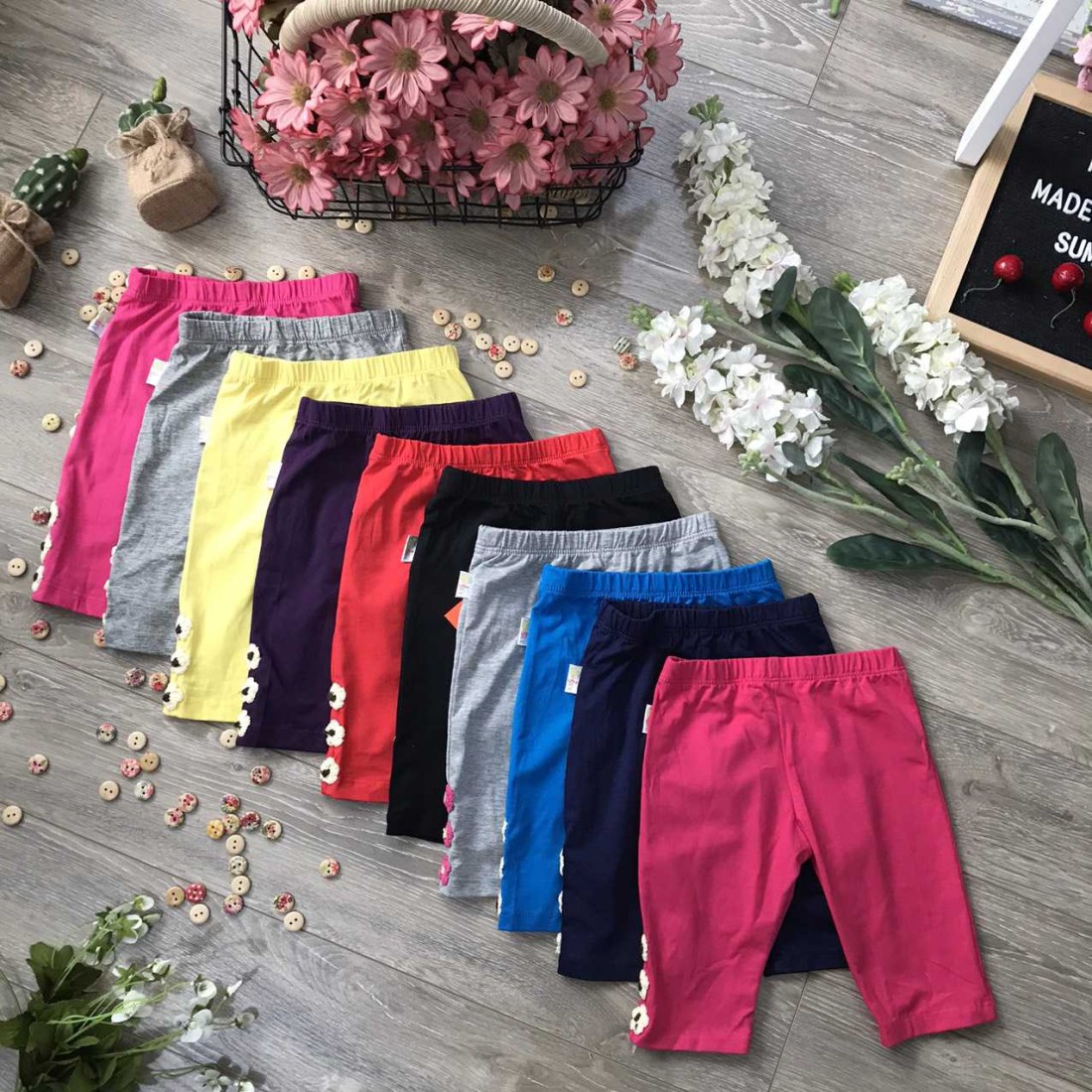 Quần legging 3 hoa size bé-